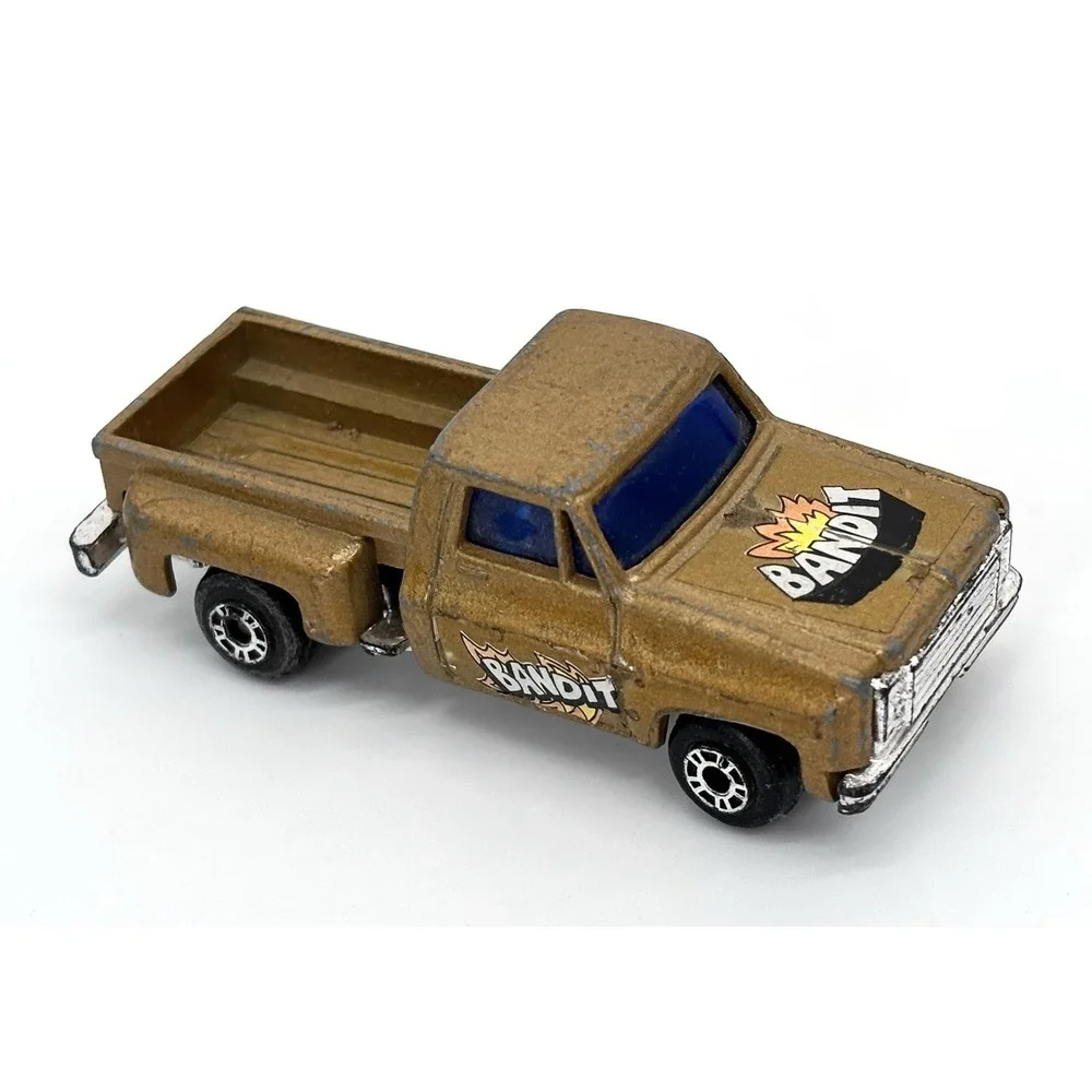 Vintage Road Champs Chevrolet C10 Stepside Bandit Pickup 1:64 Diecast Hong Kong